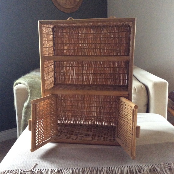 ❤️SOLD❤️Boho Retro Wicker Storage Freestanding - Picture 2 of 8